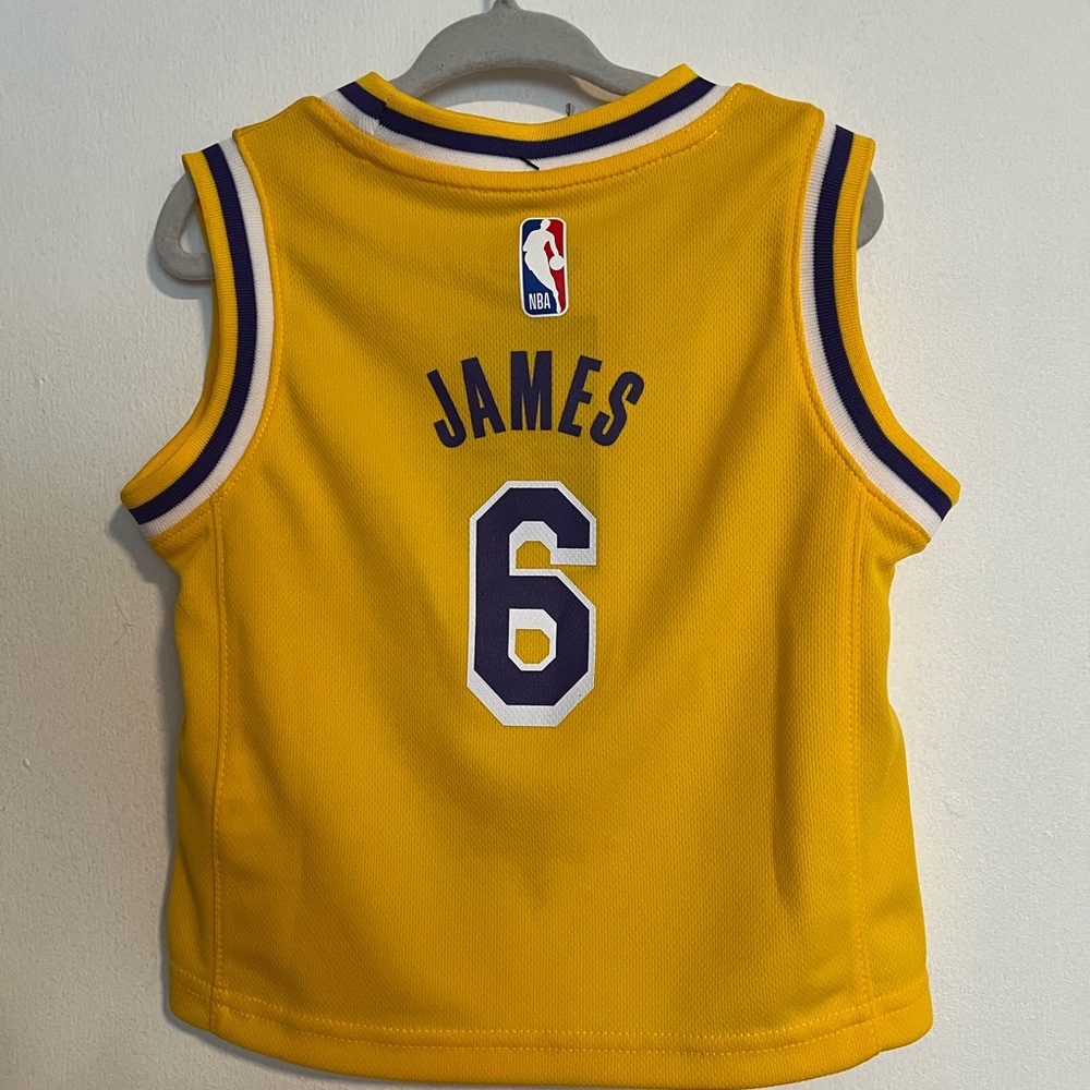Nike Kids Lakers Gold Basketball Jersey - Picture 3 of 8